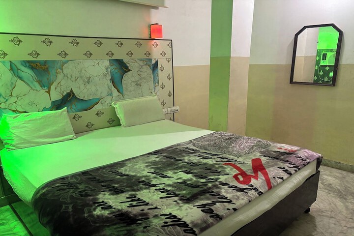 Room 5 of 39