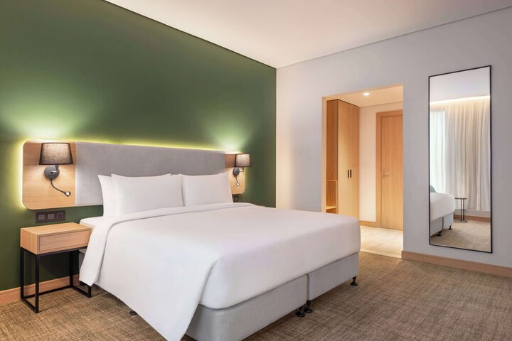 Room 50 of 223