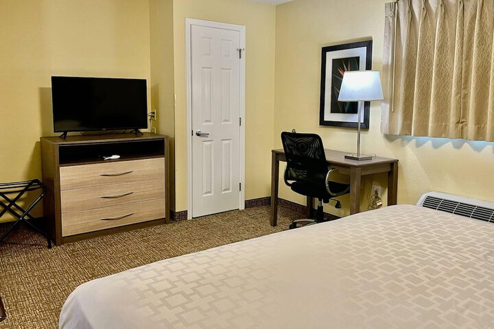 Room 49 of 89