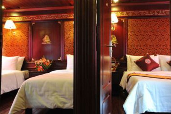 Room 28 of 64