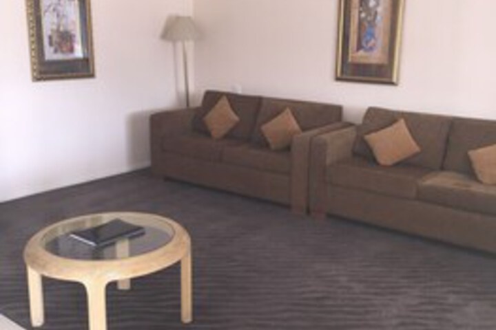 Room 4 of 31