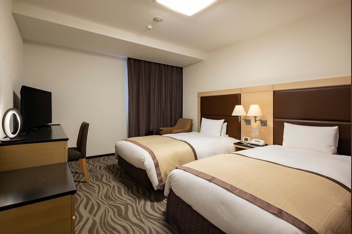 Room 12 of 56