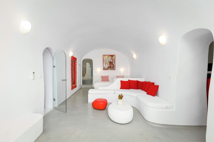 Room 15 of 92