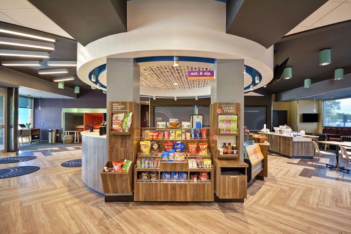 Snack bar