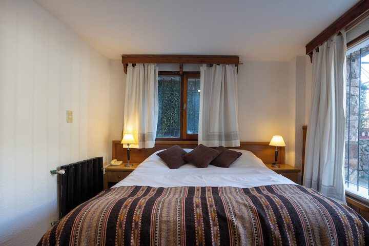 Room 35 of 64
