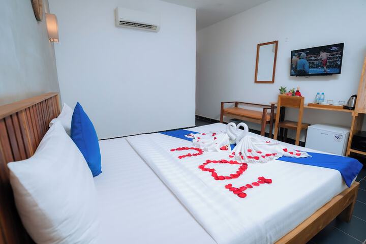 Room 27 of 54