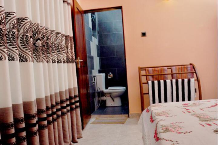 Room 3 of 6