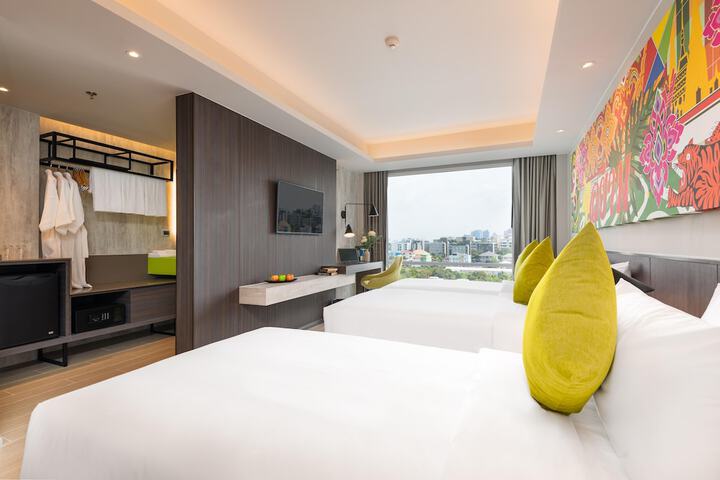 Room 22 of 190