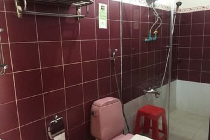 Room 7 of 71