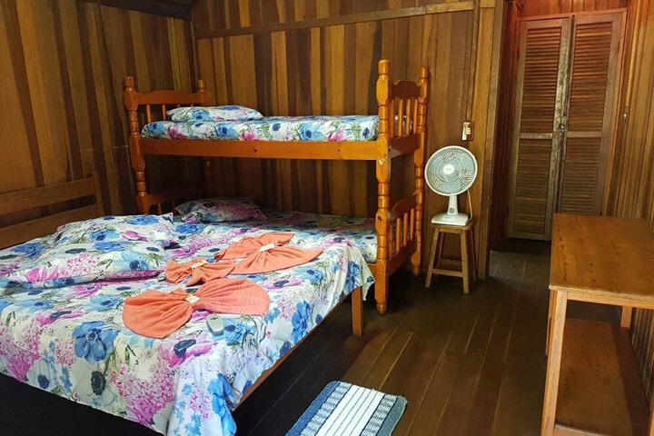 Room 8 of 50