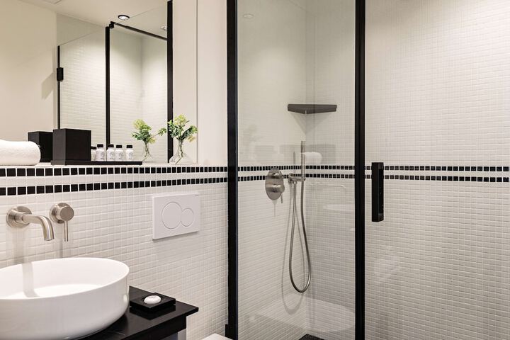 Bath Interior