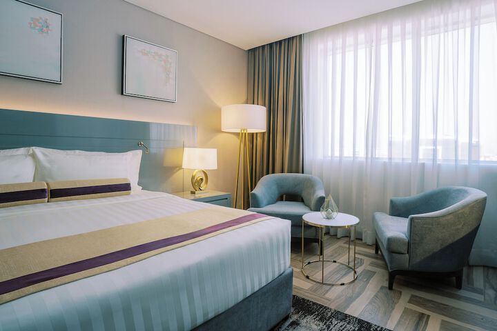 Room 43 of 85