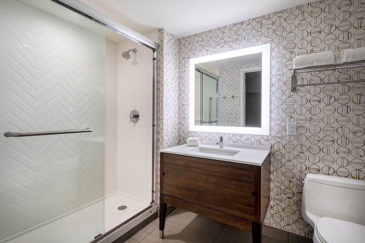 2 Queen Communications Accessible Roll in Shower (1 of 7)