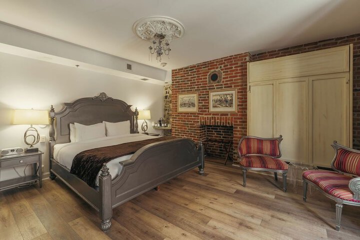 Room 41 of 81