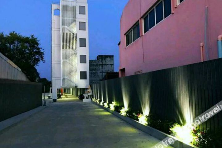 Hotel 4 of 9