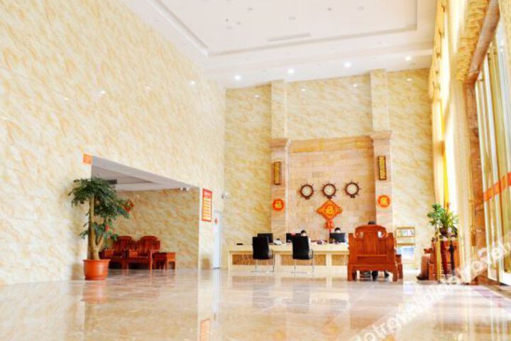Hotel Interior 16 of 24