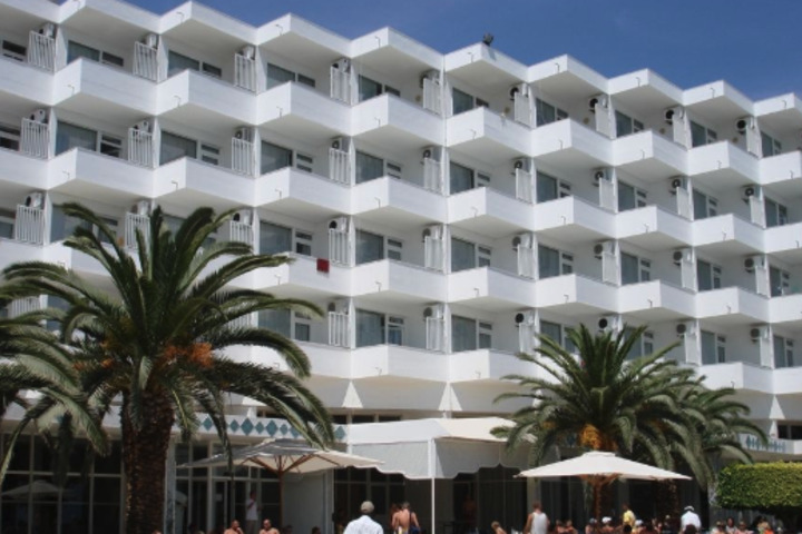 Hotel 6 of 9