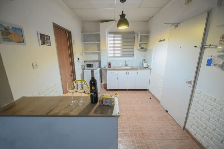 Room 14 of 73
