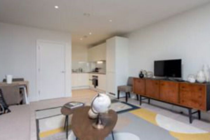 Room 15 of 18