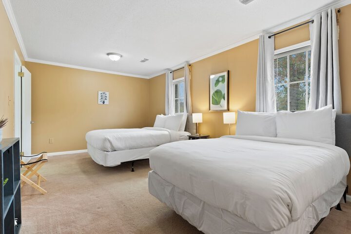Room 25 of 69