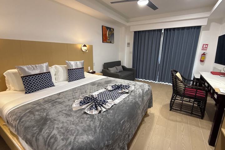 Room 58 of 272