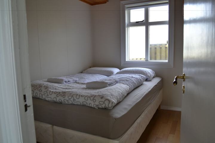 Room 7 of 66