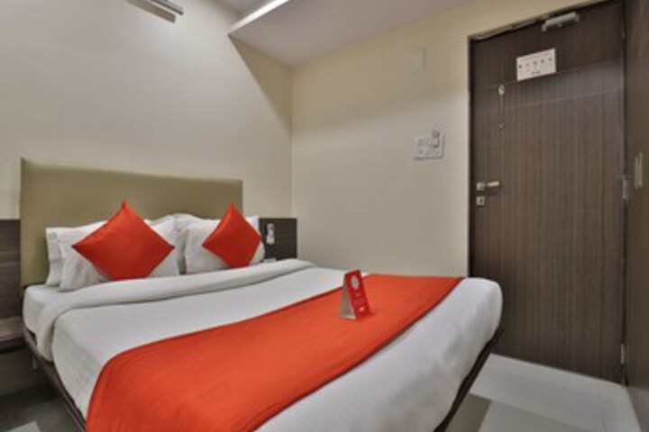 Room 14 of 20