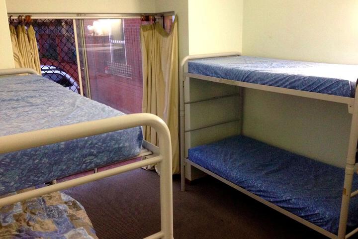 Room 3 of 6