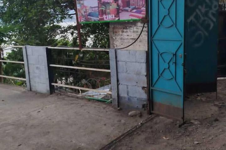 Property Grounds 38 of 43