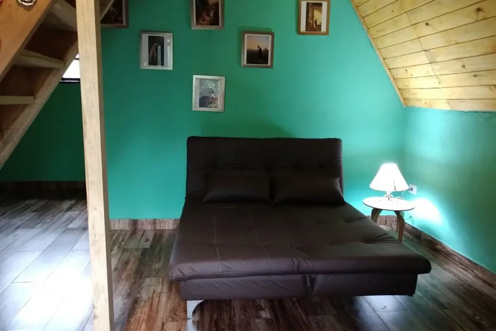 Room 2 of 28