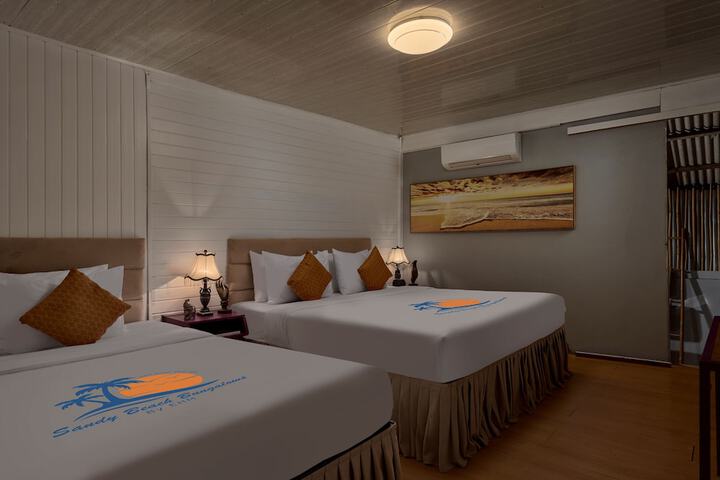 Room 10 of 87