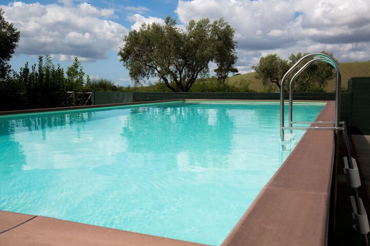 Pool 87 of 111