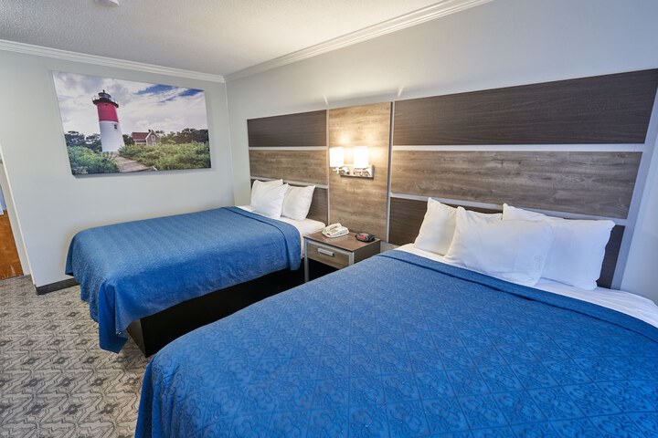 Superior 2 Queen Beds (4 of 9)