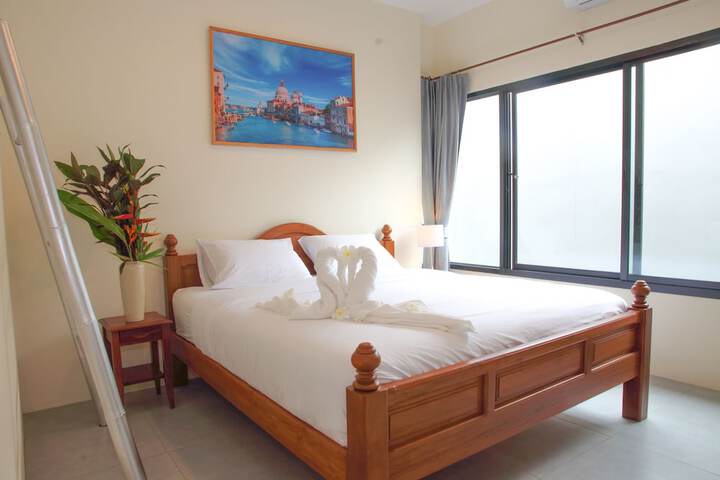 Room 21 of 21