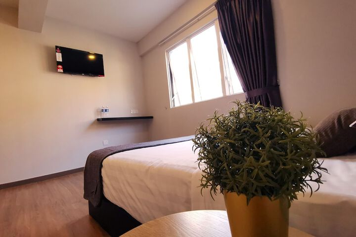 Room 19 of 43