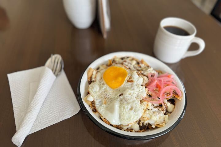 Breakfast/Coffee Service 12 of 15