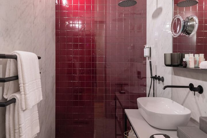 Room 40 of 109