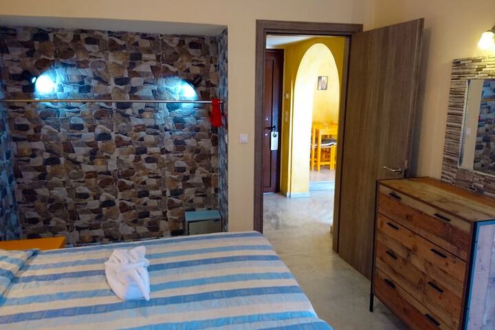 Room 10 of 53