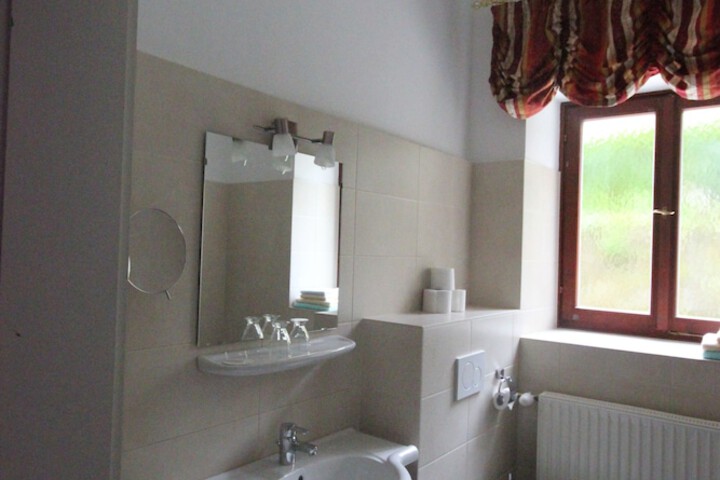 Room 44 of 62