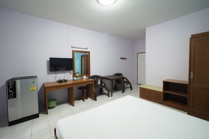 Room 14 of 35