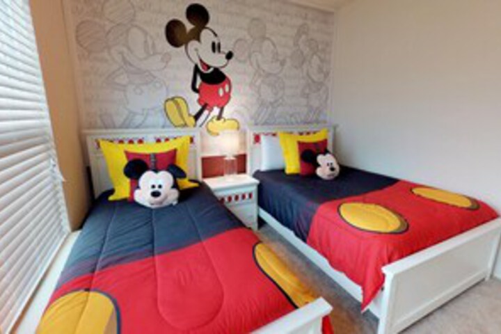 Room 27 of 30