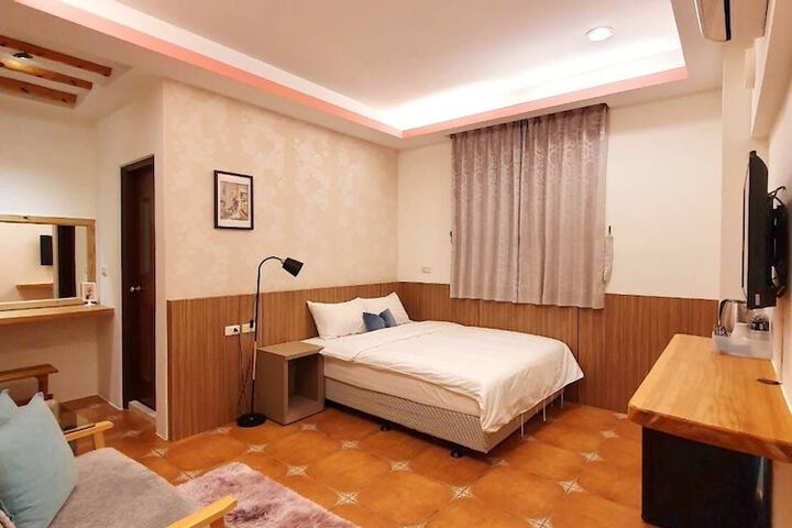 Room 18 of 62