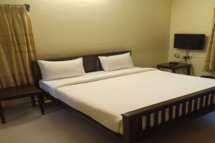 Room 5 of 27