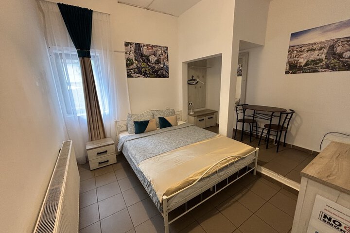 Room 48 of 109