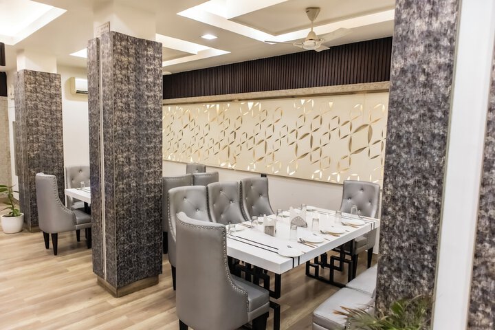 Dining 216 of 221