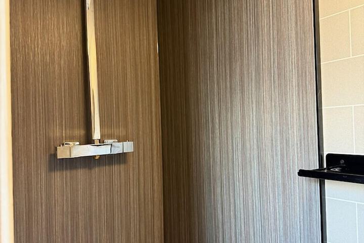 Room 44 of 89
