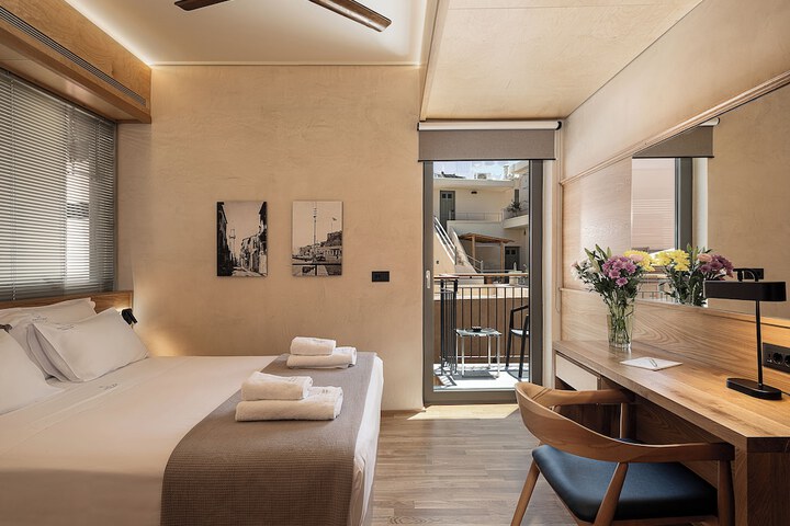Room 8 of 31