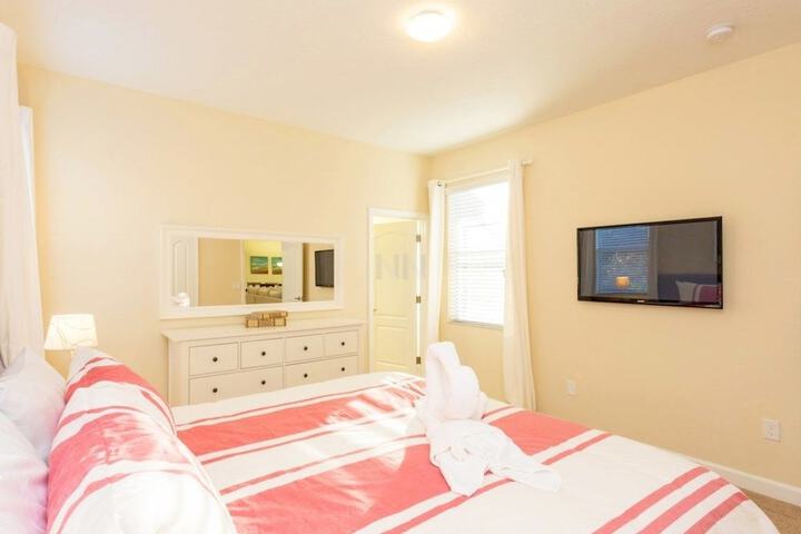 Room 10 of 45
