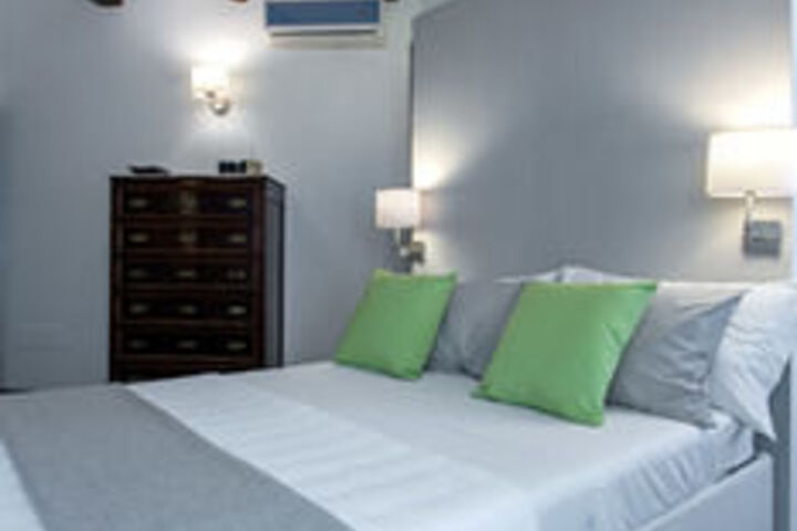 Room 7 of 35