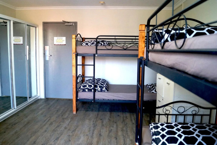 Room 3 of 11